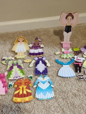 Magnetic Dress Up Dolls